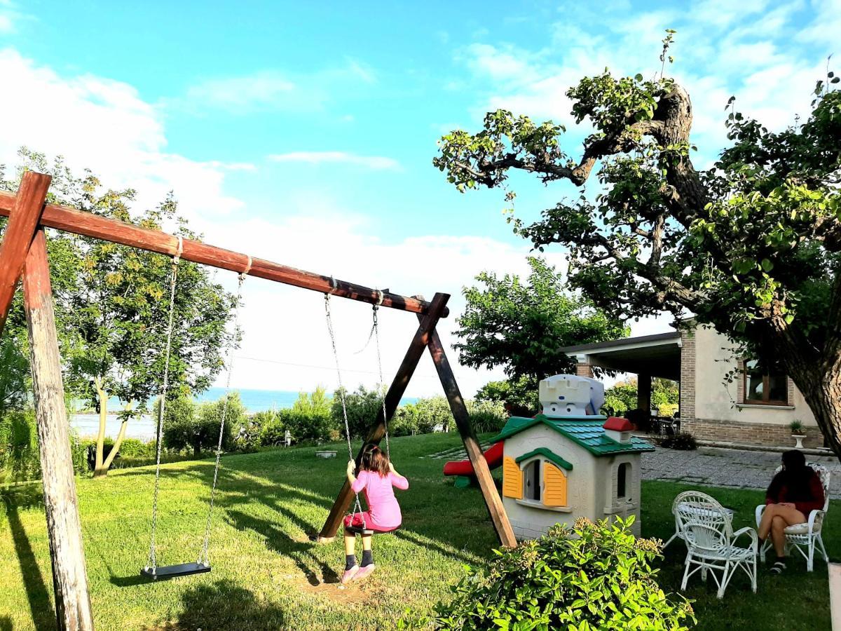 Bio Agriturismo Mare In Campagna Campofilone 외부 사진