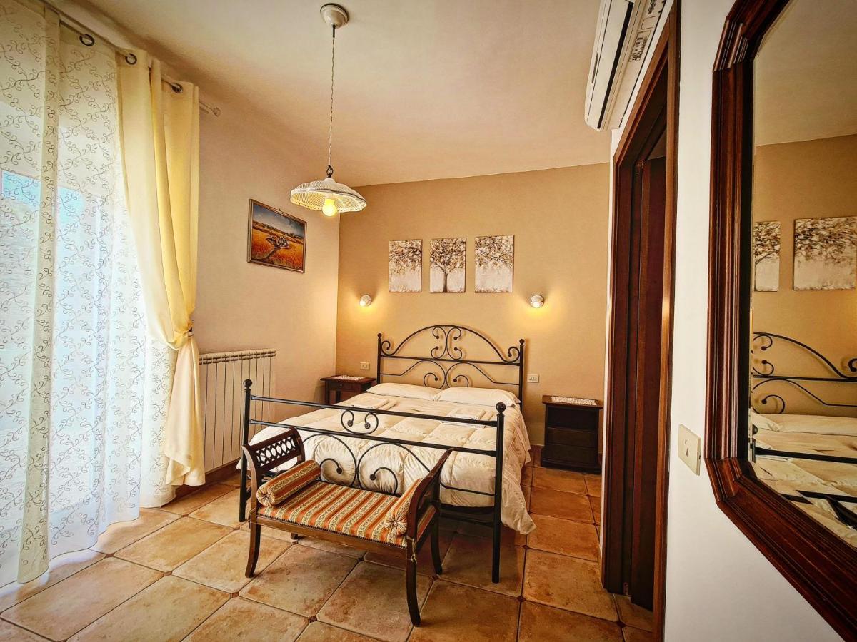 Bio Agriturismo Mare In Campagna Campofilone 외부 사진